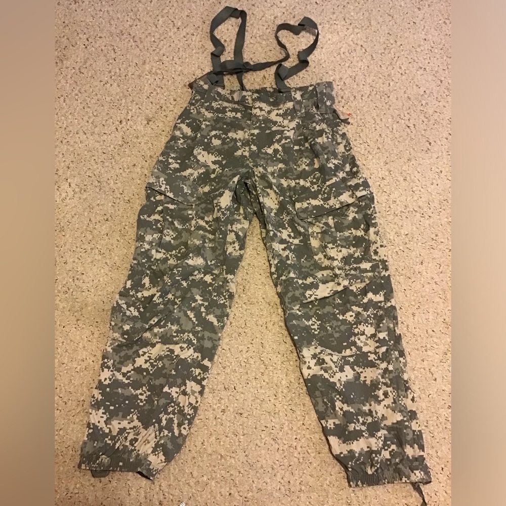 ADS TACTICAL ARMY ISSUE CARGO CAMO PANTS NWT SZ M GEN 3 SOFT SHELL COLD WEATHER